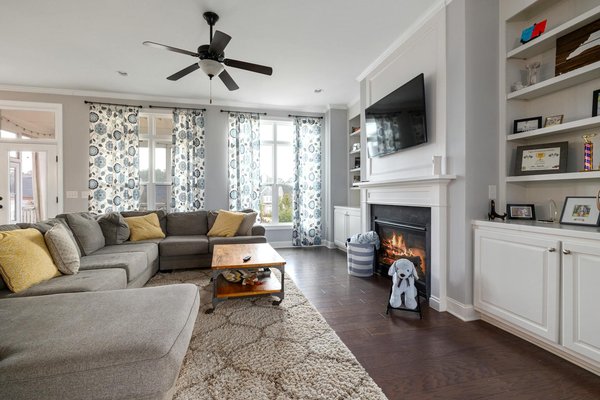 Transformez Votre Barrière de Piscine : Fusionnez Sécurité et Élégance pour un Espace Magique